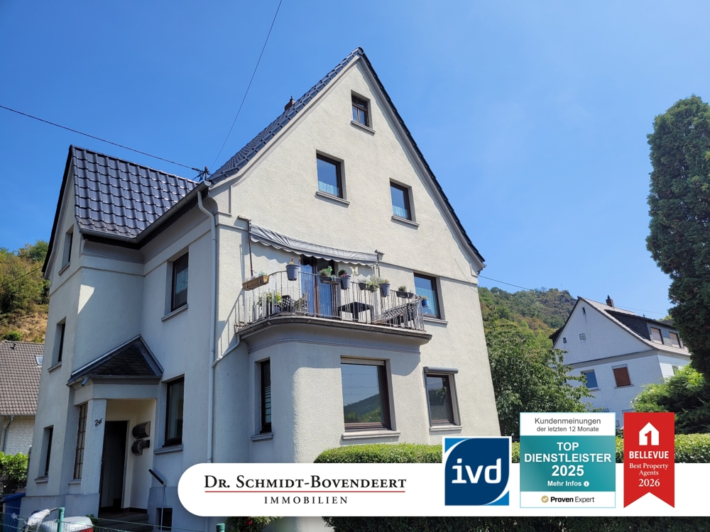 Mehrfamilienhaus, vermietet, mit lukrativer Rendite und vielen Renovierungen in Rheinbrohl