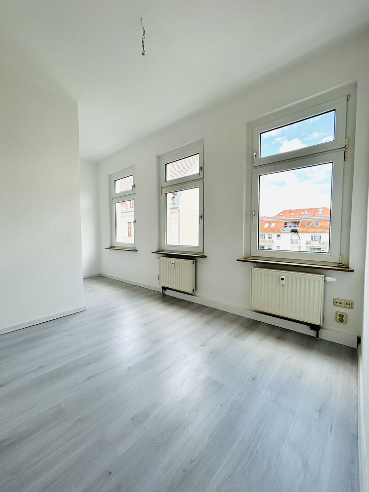renovierte & attraktive 1-Raum Wohnung in Dölitz ab sofort zu vermieten
