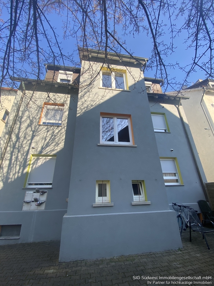 2 Obergeschosswohnung im Ortskern von Heilbronn ab sofort bezugsfrei Heizkosten und Strom Extra!