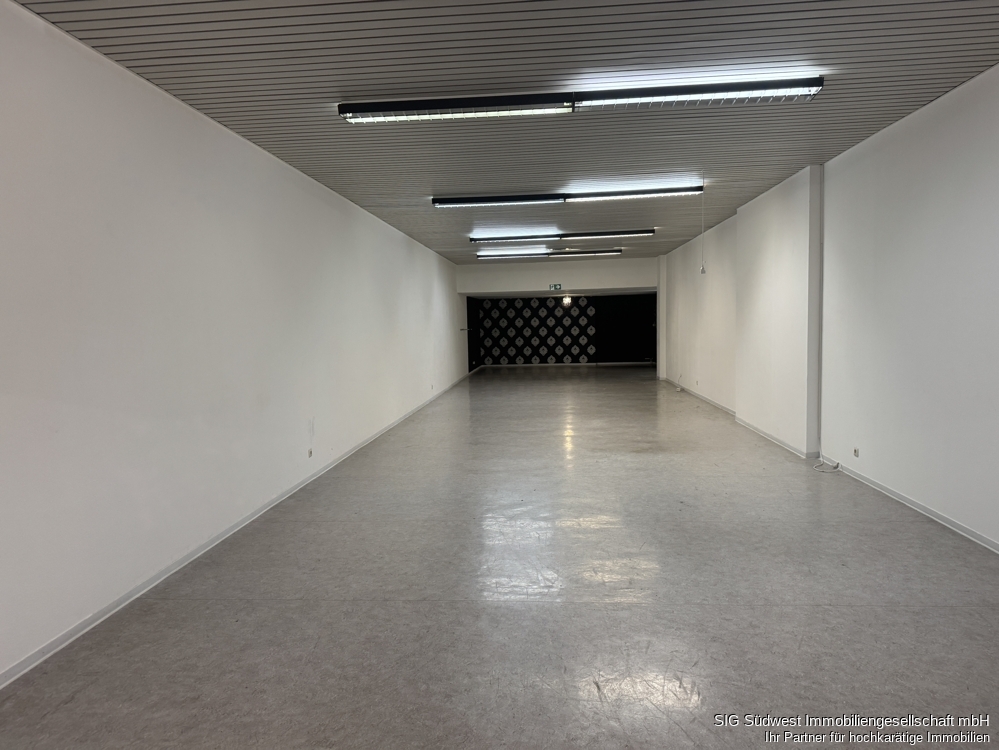 Fläche für allerlei oder Einzelhandels Ladenfläche in der Kaiserpassage Karlsruhe – jetzt verfügbar!